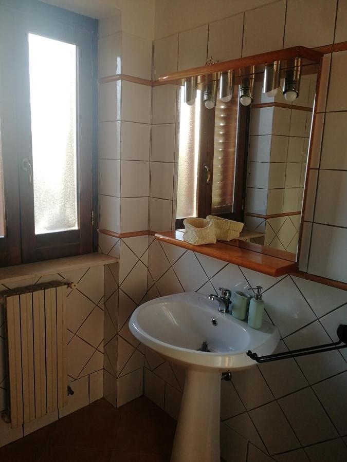 Le Carcare Villa Santo Stefano del Sole Buitenkant foto